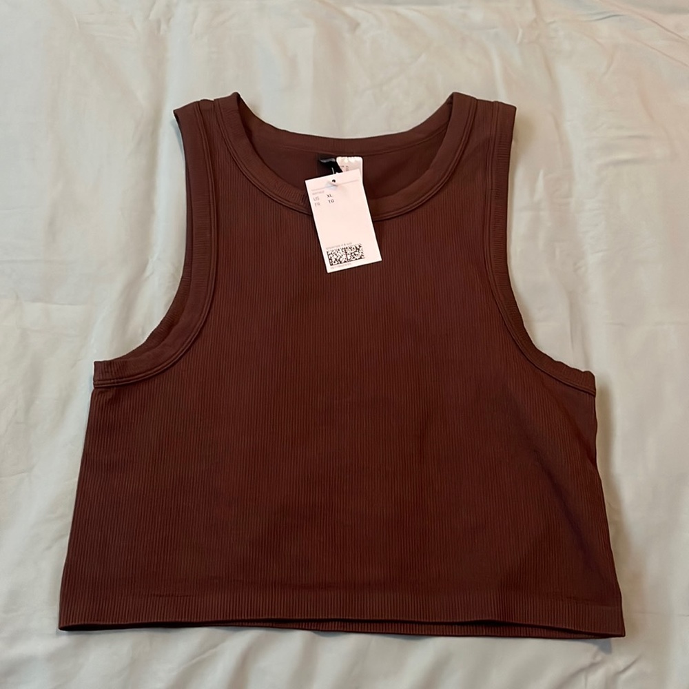 Brown knit crop top